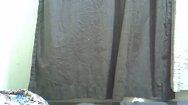 Tirries Baddie online show from April 14, 12:27 am