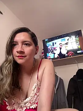 belucci vale online show from April 14, 2:45 pm