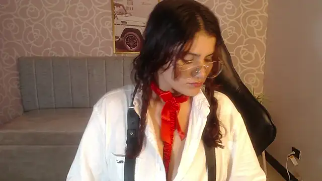 Scarlett jhonson ch online show from April 17, 8:01 pm