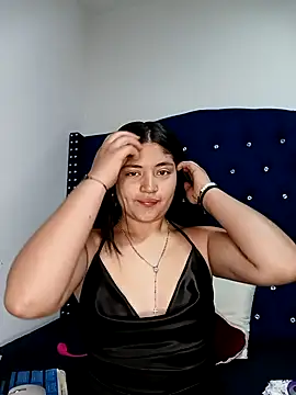 Hanna-Hot- online show from April 14, 12:11 pm