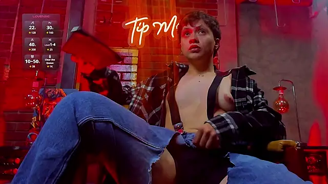 MissaelRossi online show from April 17, 8:01 pm