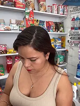MIA ROSSEEE online show from April 22, 1:34 pm