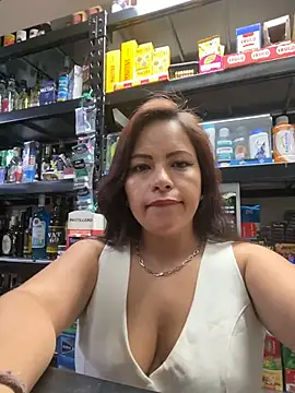 MIA ROSSEEE online show from April 23, 12:40 pm