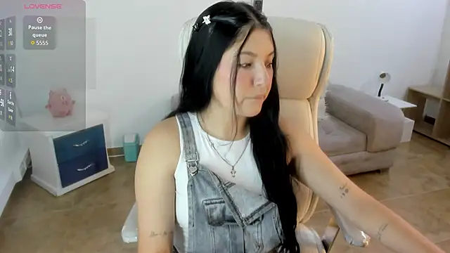 Celestee 21 online show from April 16, 7:58 pm