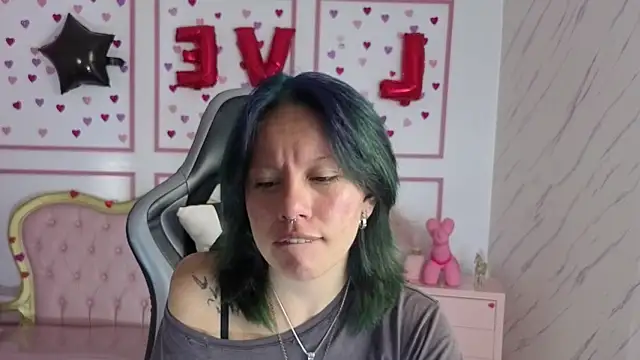 lewii t online show from April 14, 2:28 am