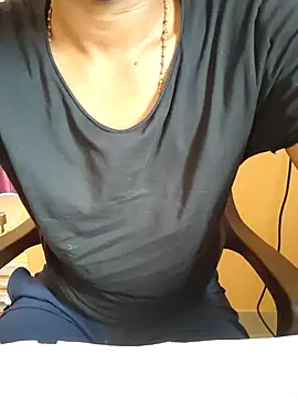 bullhottamil online show from April 17, 5:32 am