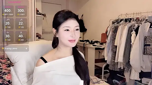 Snapshot of secret-anan chatting on May 12, 5:10 pm secret-anan online show from May 12, 5:10 pm