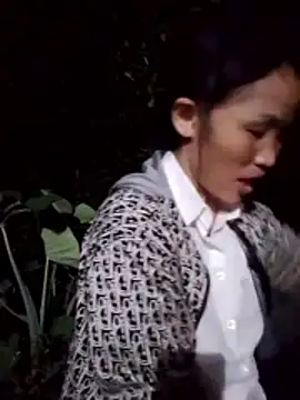  Lyly pussy  online show from April 13, 1:27 pm