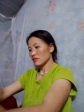  Lyly pussy  online show from April 14, 10:38 pm