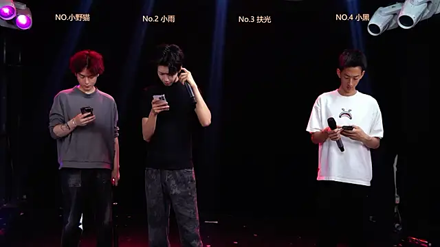 GUCCI-BOY1314 online show from April 9, 11:37 am