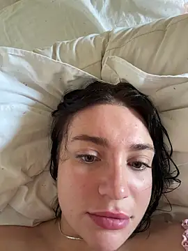 Snapshot of LucyHotty_ chatting on July 13, 5:10 am LucyHotty online show from July 13, 5:10 am