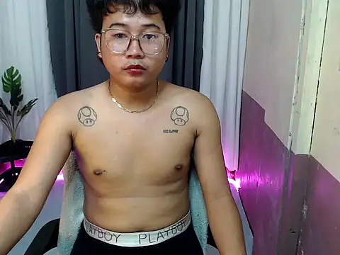 Soctober online show from April 13, 4:01 pm