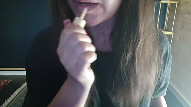 NicoleLove  online show from June 3, 5:32 am