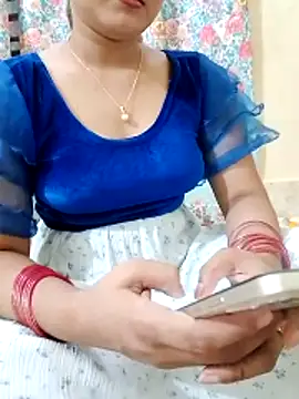 SilverQueen2 online show from April 24, 3:25 pm