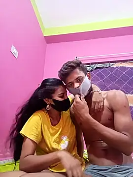 Hot-Couple4 online show from April 17, 4:54 pm