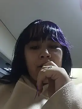 AliceScoot  online show from July 15, 11:04 am
