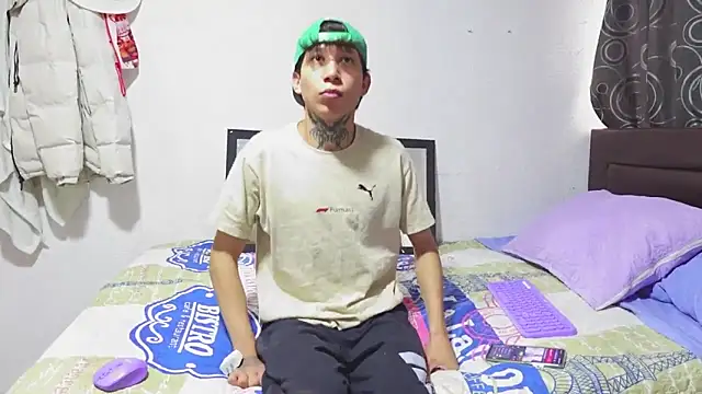 Alexander 2003Castro online show from April 16, 7:47 pm