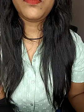 Snapshot of Tamilmoon006 chatting on July 12, 5:09 am Tamilmoon006 online show from July 12, 5:09 am