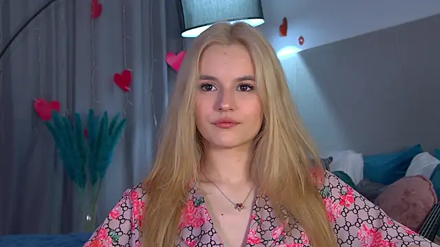 LeaLamour online show from April 17, 6:16 am