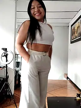 alisonnturbay online show from May 31, 4:47 pm