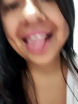 alisonnturbay online show from July 16, 3:23 am