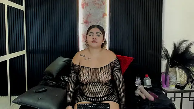 AlanaVelascos online show from July 8, 7:18 pm