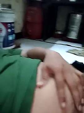 kdboy04 online show from April 24, 6:05 am