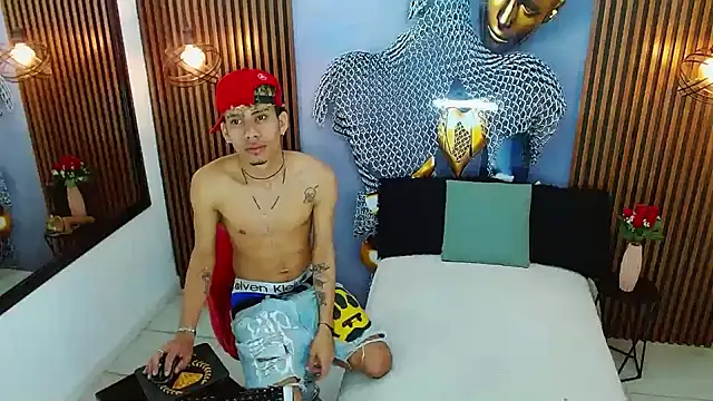 Skinny cute Alyer online show from July 22, 2:14 am