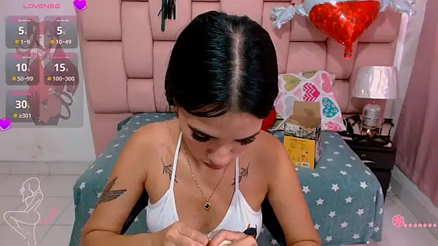 vanesa 22  online show from April 15, 4:36 pm