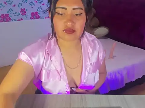 MedusaDivine online show from April 14, 2:17 am