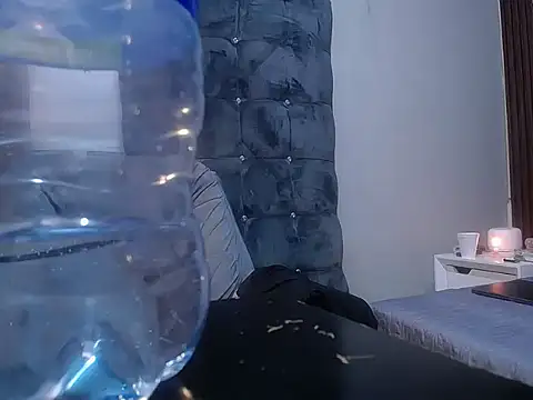 scarletjonescl202 online show from April 15, 7:58 pm