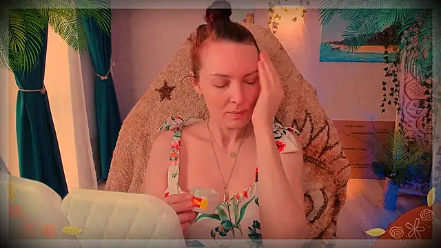 LanaRadiance online show from August 5, 10:51 am