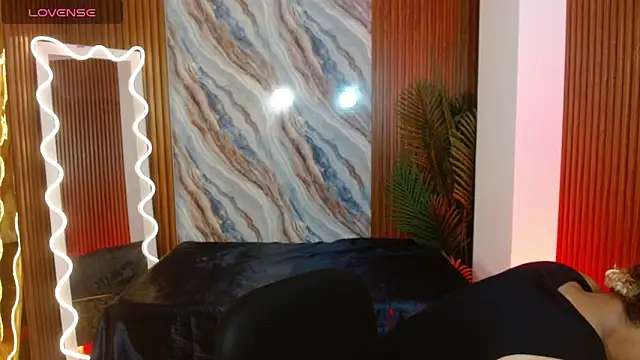 milo tay online show from April 17, 3:09 am