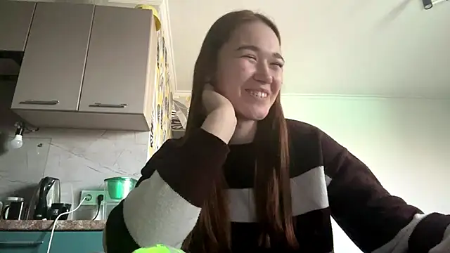 ValiriaX online show from April 16, 1:12 pm