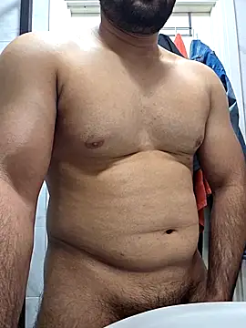 Snapshot of massivecumerr chatting on May 3, 11:44 pm massivecumerr online show from May 3, 11:44 pm