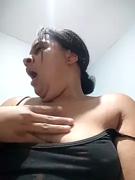 sexybronwlatin online show from April 10, 8:41 am