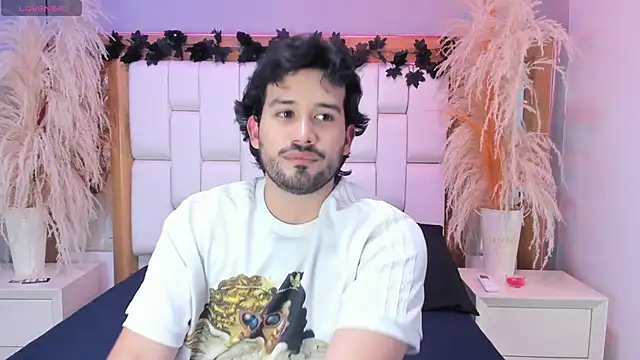 AdrianSith online show from April 18, 12:14 am