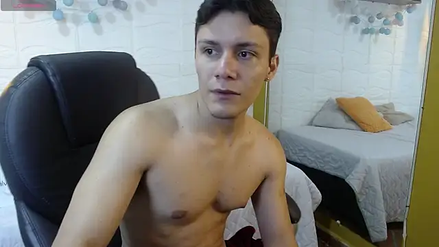 Zayn clausen online show from April 17, 5:27 pm