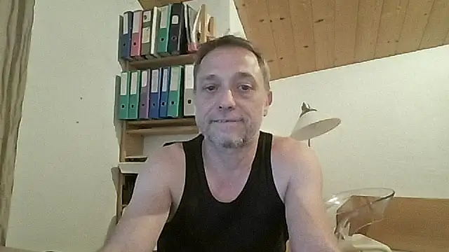 nue52 online show from July 16, 9:32 pm