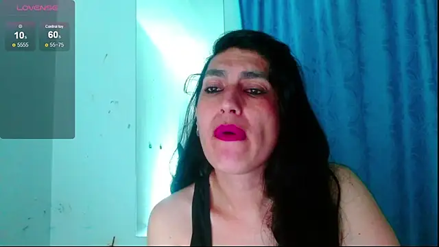 Snapshot of diosa_gil chatting on June 10, 12:22 am diosa gil online show from June 10, 12:22 am