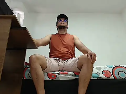 Masterboy00 online show from April 14, 2:34 pm