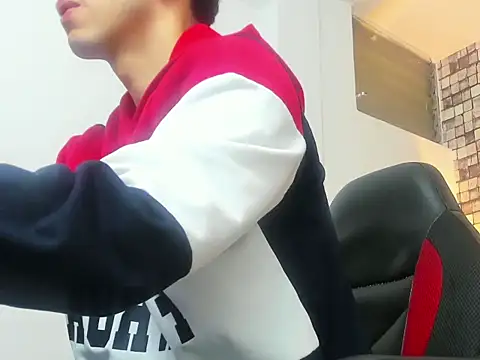 Zack isback online show from April 13, 7:41 pm