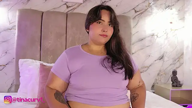 TinaCurv Pv online show from April 15, 12:12 pm