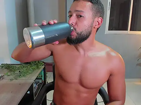 Juan Calix online show from April 14, 10:49 pm