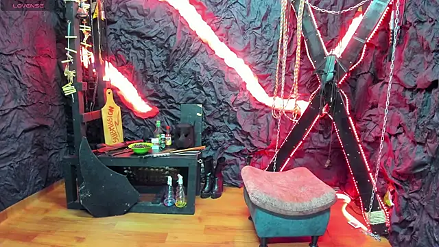 Vantablack Paar online show from April 16, 12:17 pm