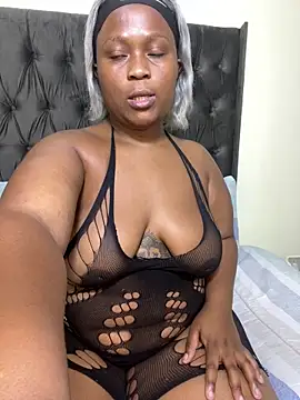 VIOLETTXXX1 online show from April 15, 2:13 pm