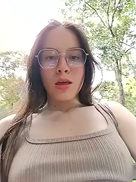 Lilith0423 online show from June 2, 9:50 pm