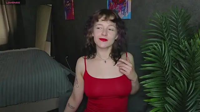 Ricki Bloom online show from May 6, 9:36 am