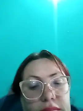 carolinhe26 online show from April 16, 12:39 pm