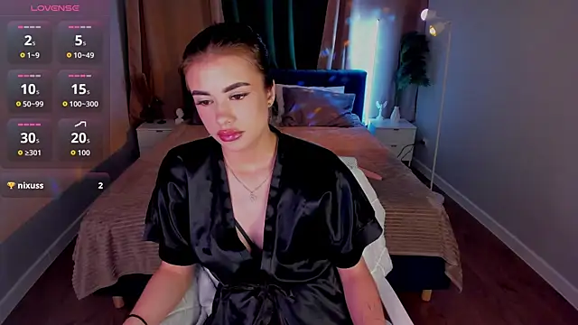 Alisha Blakee online show from July 17, 5:07 pm